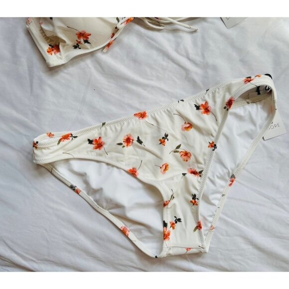 Shade & Shore Other - Shade & Shore Off White Floral Flowers Swimsuit Bottoms Only Bikini Bottoms Size